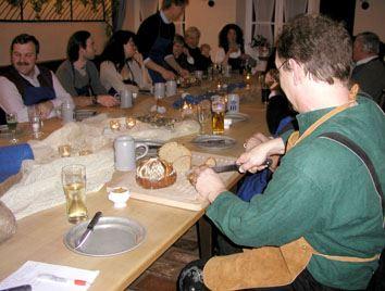 Mitglieder beim Flößeressen 2011
