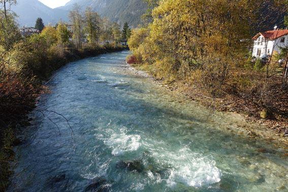 Die Isar bei Scharnitz.