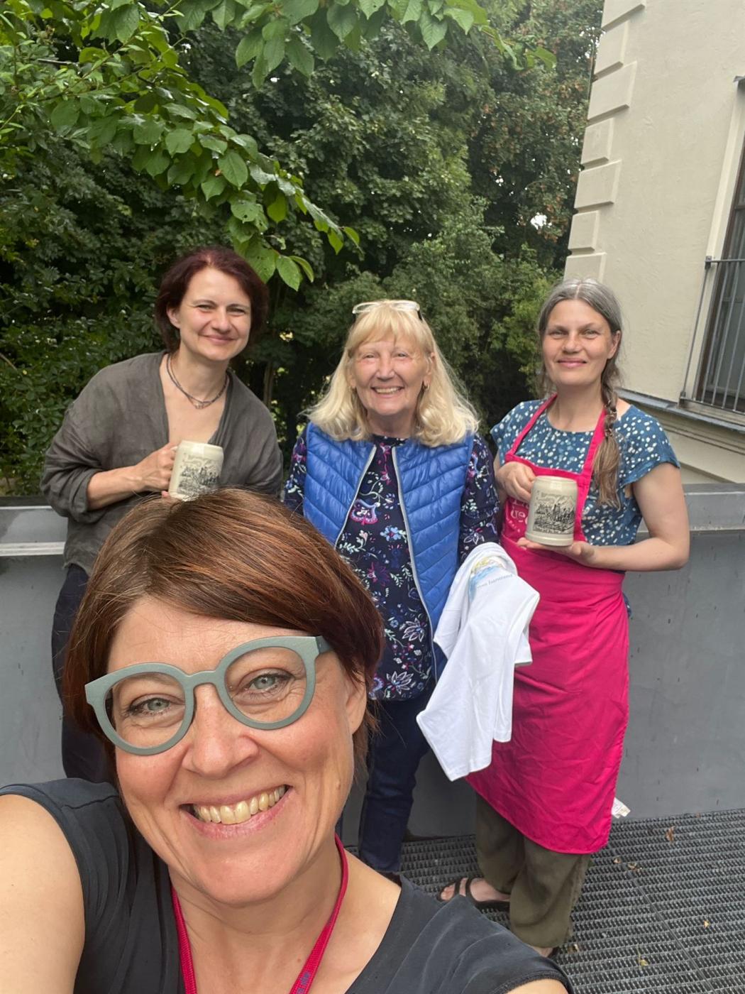 Ausstellungseröffnung des „Flussfahne"-Projekts  18.07.25