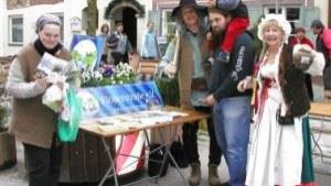 Flößer Hartl & Wirtin Zapf beim Nepomuktmarkt 2010