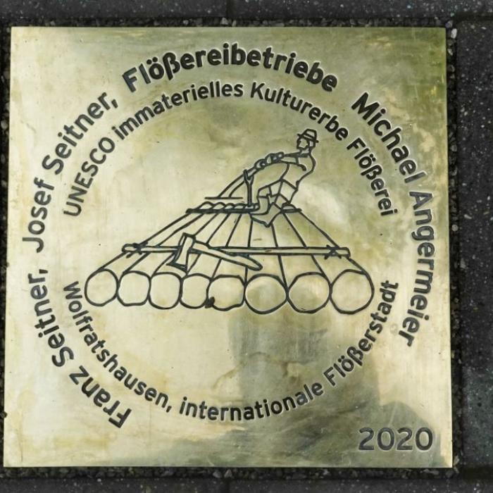 „Wolfratshauser Walk of Fame“: Ehrenplakette für die Flößerei 2020