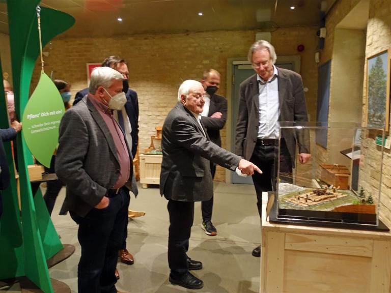 Eröffnung „Holz macht Sachen-Ausstellung“ in Landau a.d. Isar 10.11.2021