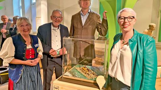 Unser Isar-Floßmodell ist mit „Holz macht Sachen“ im Aichacher Stadtmuseum 03.05.24