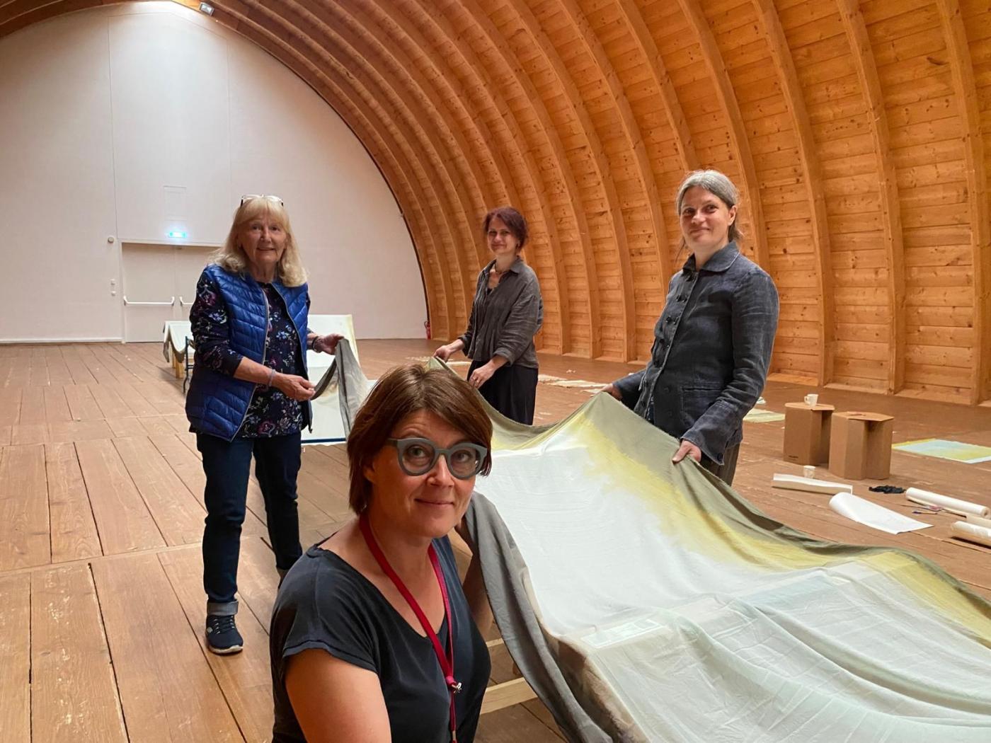 Ausstellungseröffnung des „Flussfahne"-Projekts  18.07.25