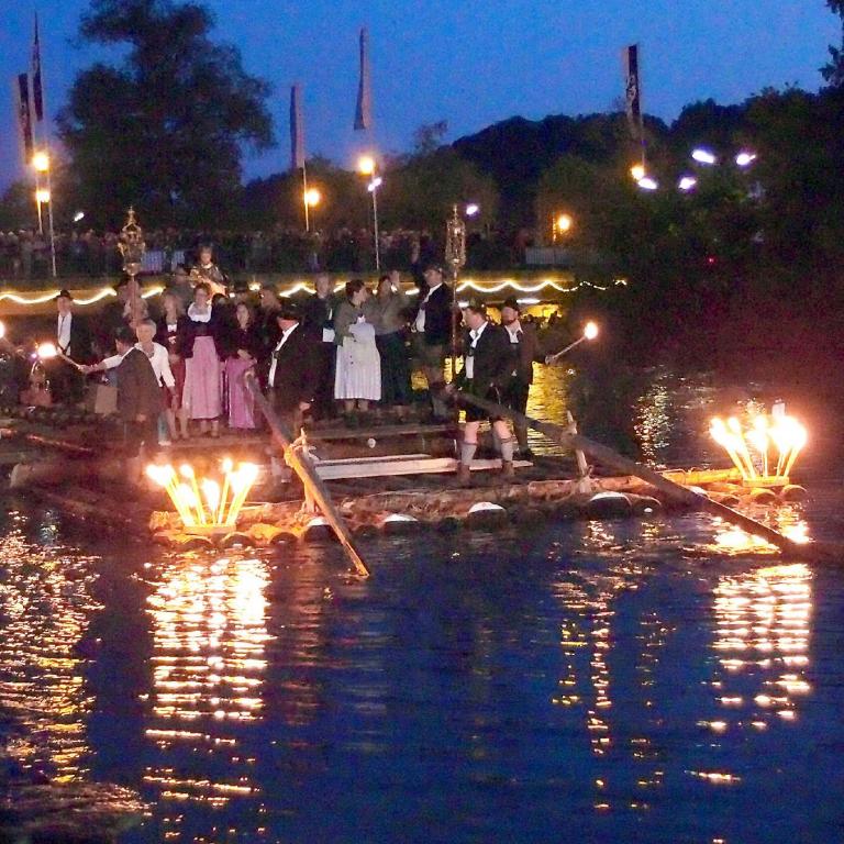Johannifloß-Prozession in Wolfratshausen 2014